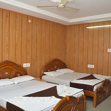 Saravanan Lodge 钦奈 外观 照片