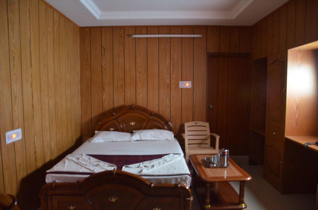 Saravanan Lodge 钦奈 客房 照片